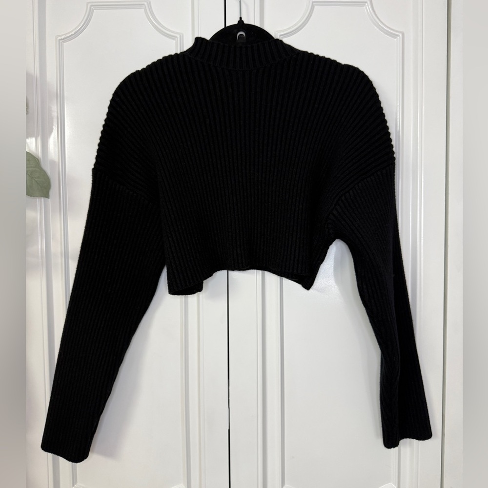 MABLE Black Ribbed Crop Sweater - Small